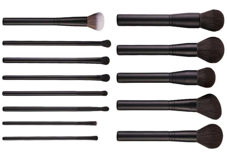 Ergonomic, skin-friendly brushes for comfort and hygiene