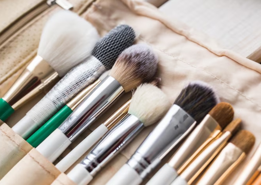 Eco-friendly, high-quality OEM makeup brushes for brands