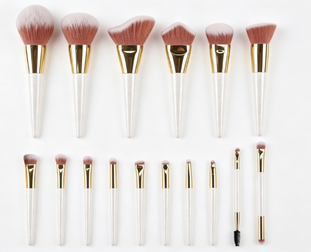 Luxury and synthetic brushes combine durable handles, premium bristles, lasting performance