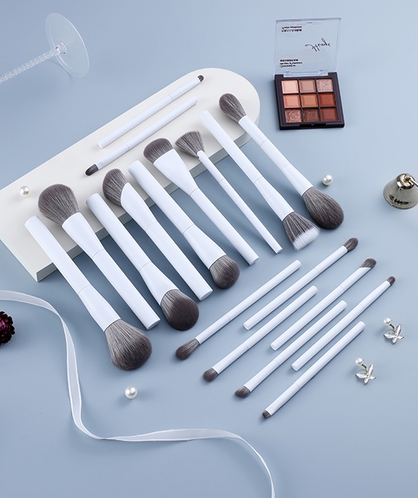 A makeup brush oemodm manufacturer must keep quality steady at scale